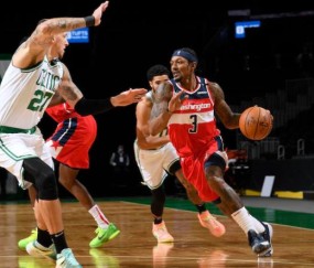 米兰体育官方入口-比尔已成NBA头号空砍王 屡战屡败或令他心生去意