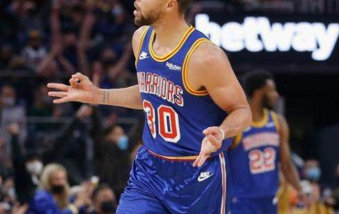 米兰体育官方入口-背靠背一战勇士体能耗尽 库里5分钟闪光难阻失利