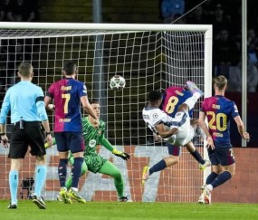 米兰体育官网-巴萨一大弱点被国际米兰捅穿，如此防守能走多远？